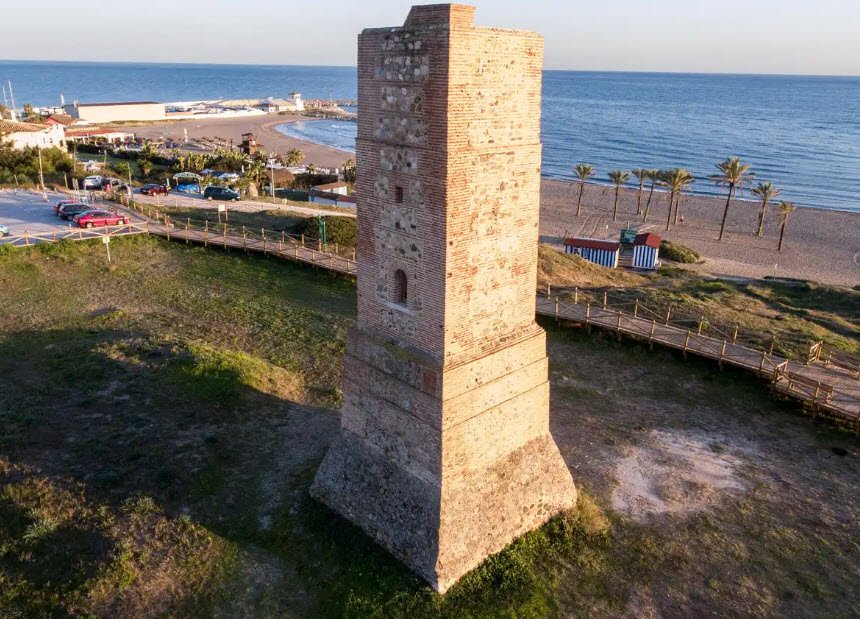 La Torre de Los Ladrones, Spain